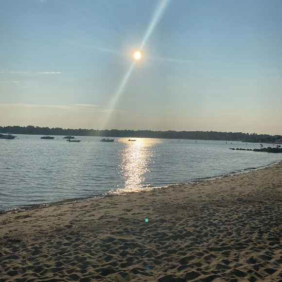 Meet your Posher, Stefanie - Picture 1 of 1